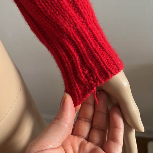 Club Monaco Red Cashmere Cable Knit Turtleneck Cropped Sweater - Picture 10 of 10